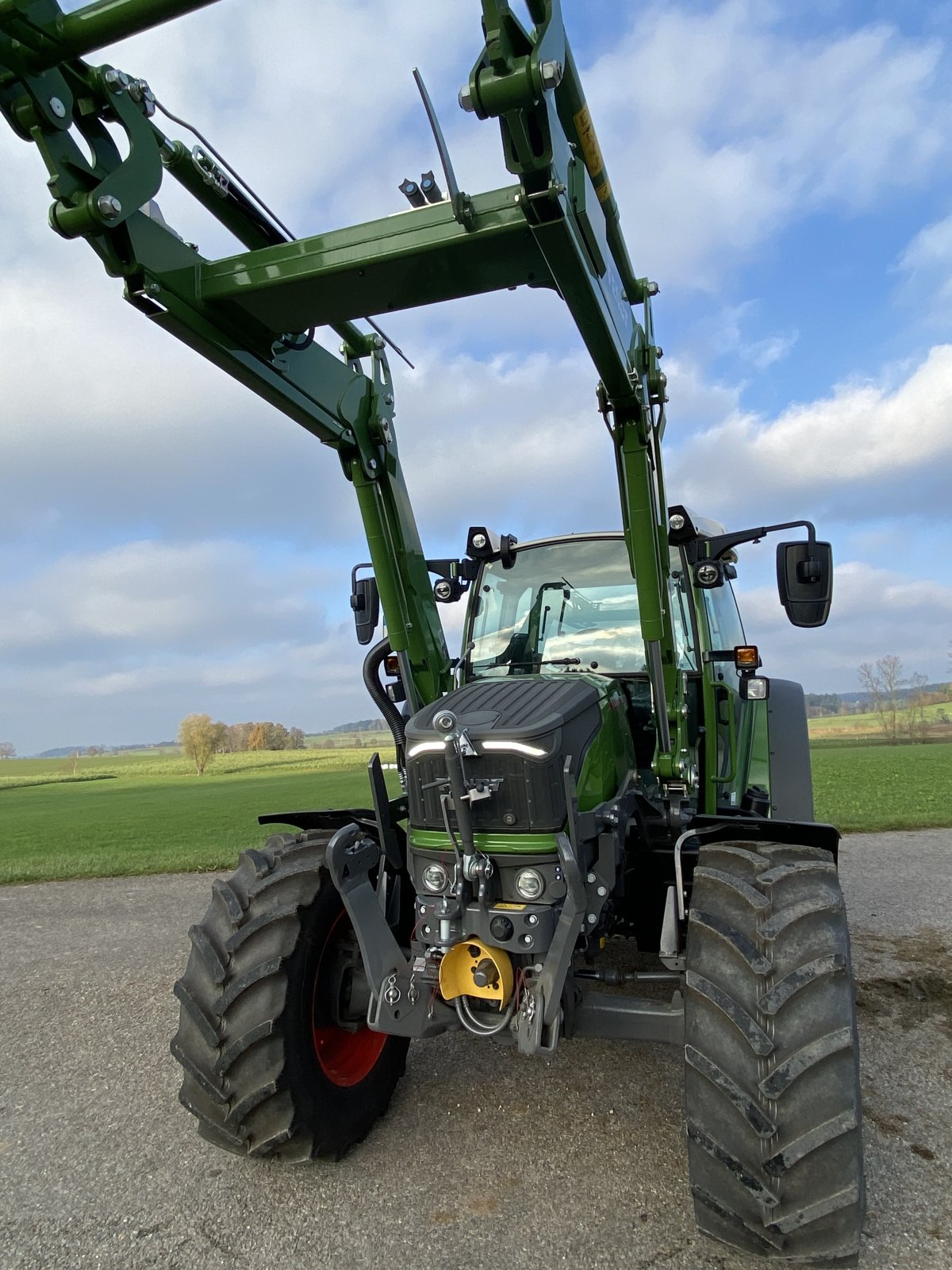 Traktor des Typs Fendt 209 S Vario Gen 3, Gebrauchtmaschine in Feuchtwangen (Bild 1)