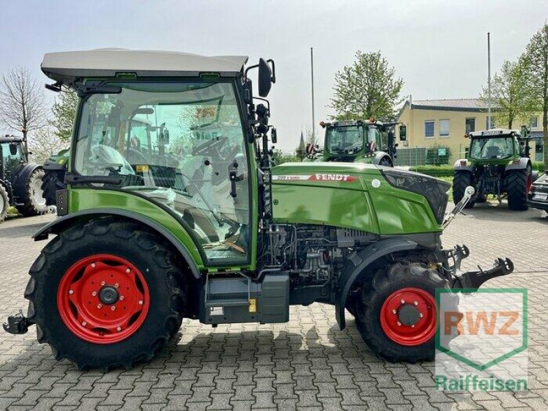 Traktor Türe ait Fendt 209 V Gen3 Profi+ Schmalspur, Vorführmaschine içinde Rommerskirchen (resim 4)