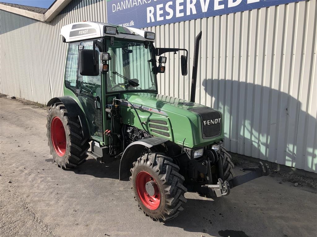 Traktor типа Fendt 209 V Med Frontlift & Front PTO, Gebrauchtmaschine в Rødekro (Фотография 5)