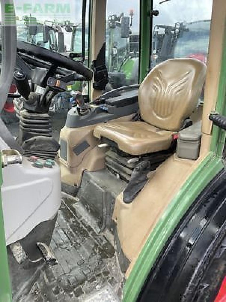 Traktor tip Fendt 209 v vario V, Gebrauchtmaschine in MONFERRAN (Poză 10)