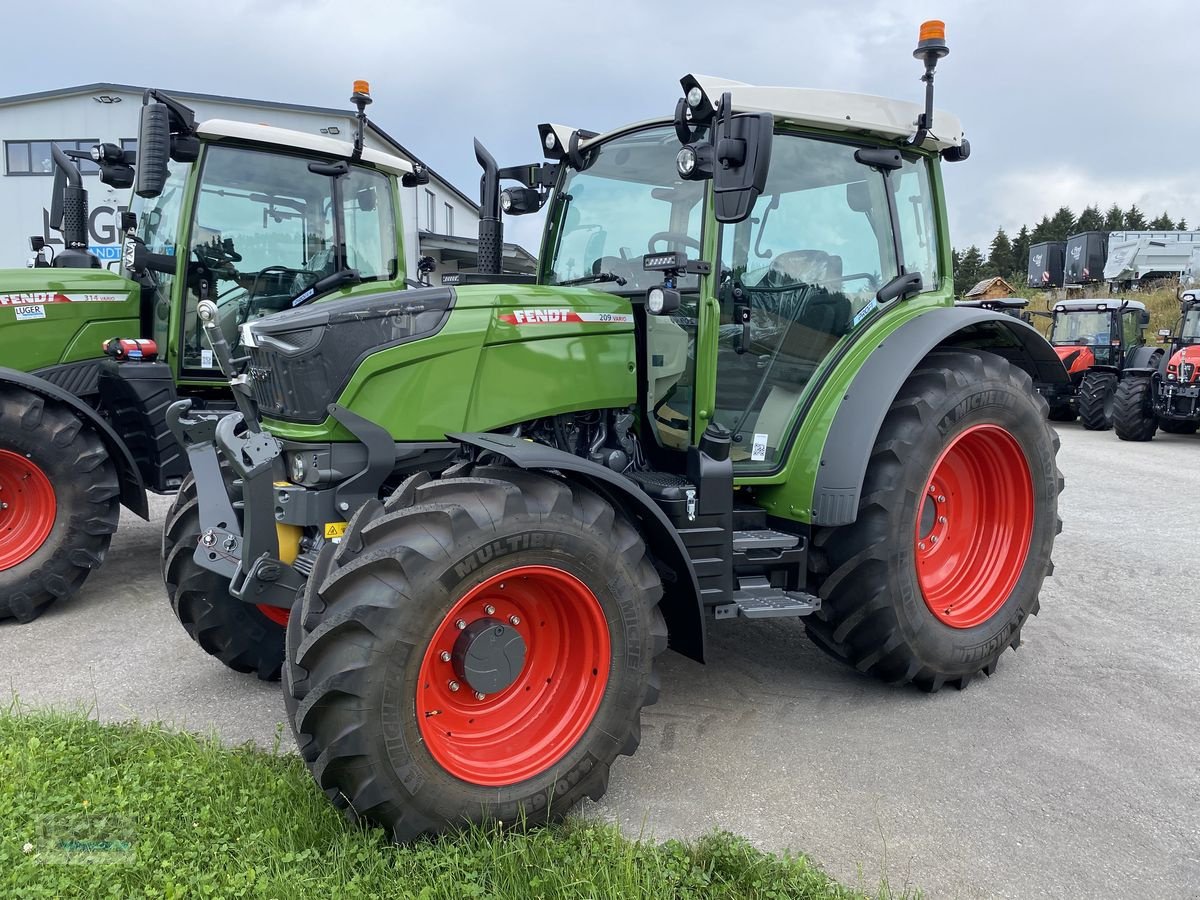 Traktor του τύπου Fendt 209 Vario (FendtOne), Neumaschine σε Niederkappel (Φωτογραφία 8)