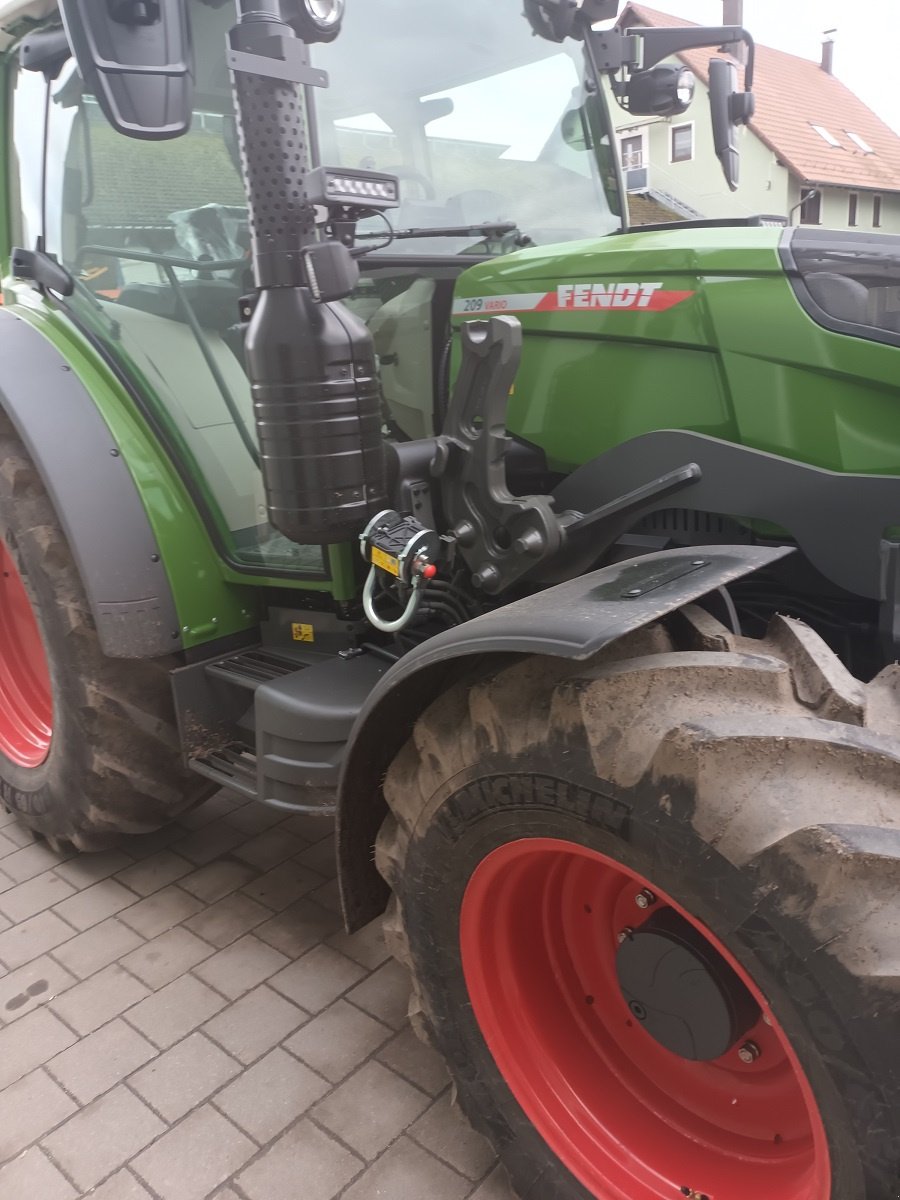 Traktor tip Fendt 209 Vario GEN 3, Gebrauchtmaschine in Allersberg (Poză 5)