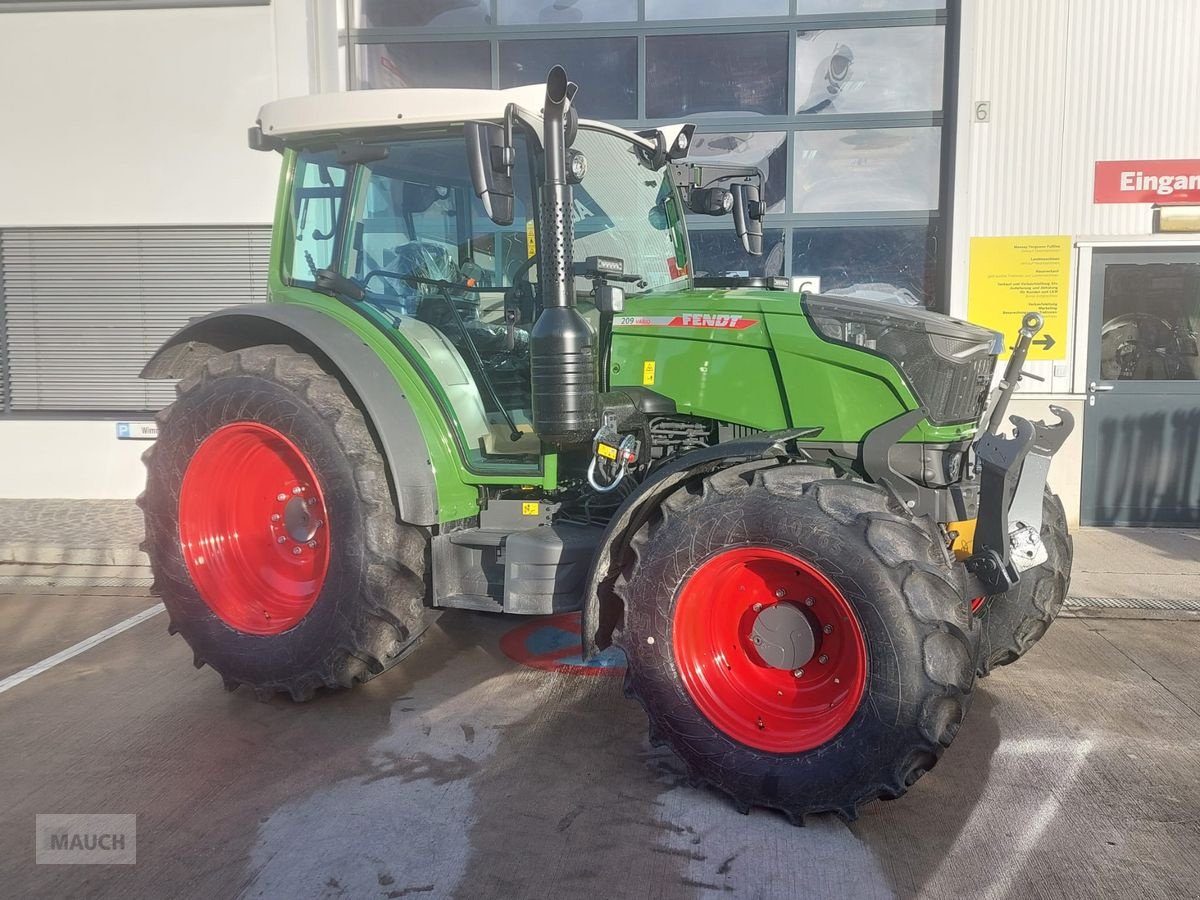 Traktor от тип Fendt 209 Vario (Gen3), Neumaschine в Burgkirchen (Снимка 1)