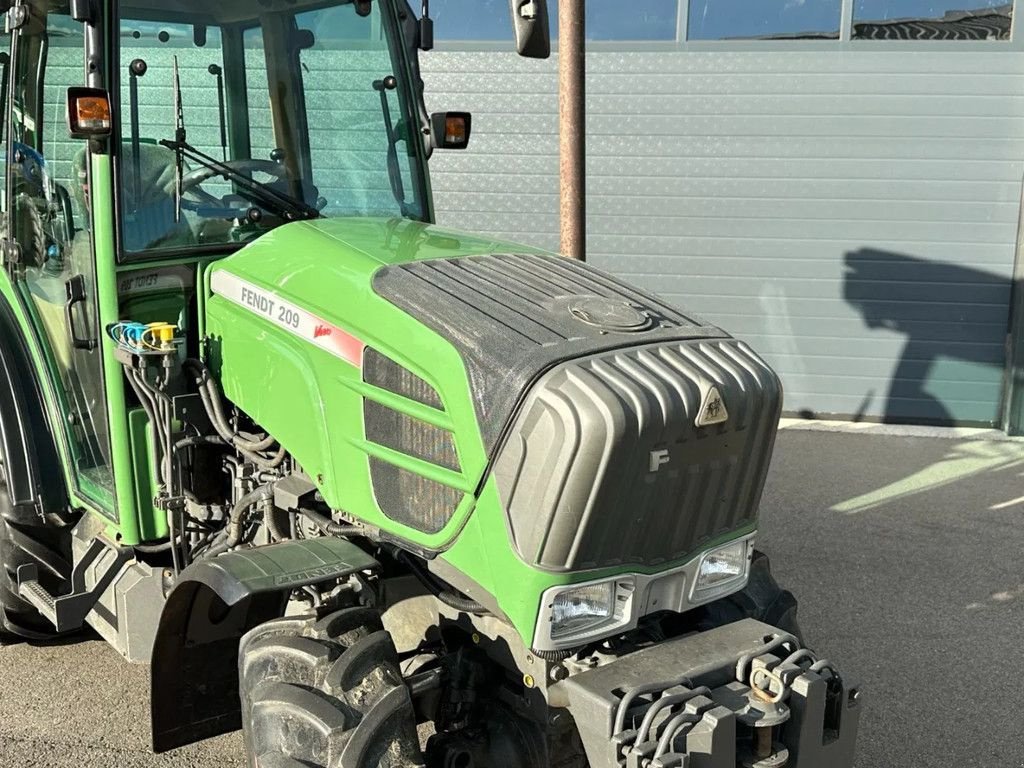 Traktor του τύπου Fendt 209 Vario TMS, Gebrauchtmaschine σε BENNEKOM (Φωτογραφία 4)