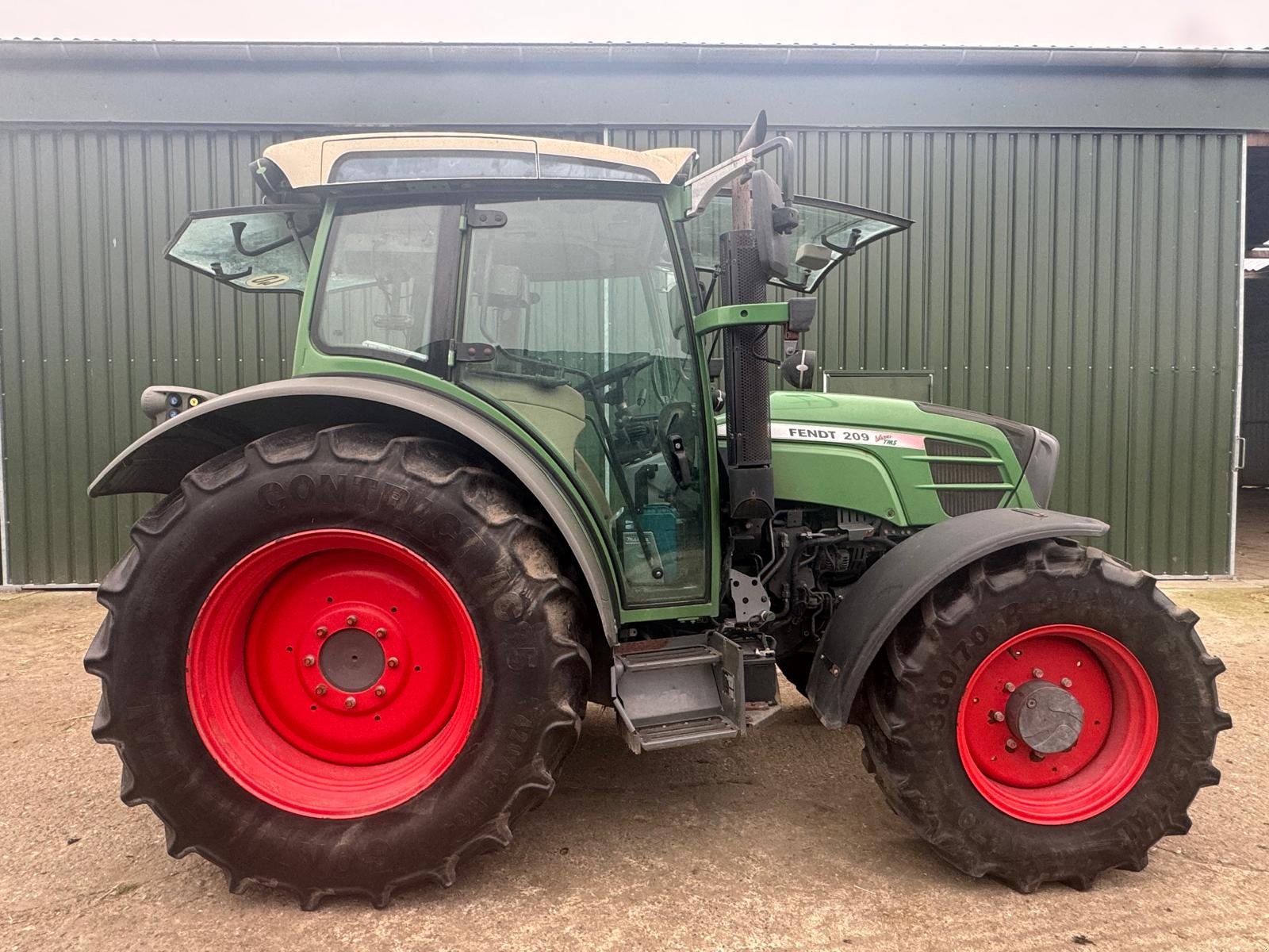 Traktor del tipo Fendt 209 Vario, Gebrauchtmaschine In Jemgum (Immagine 8)