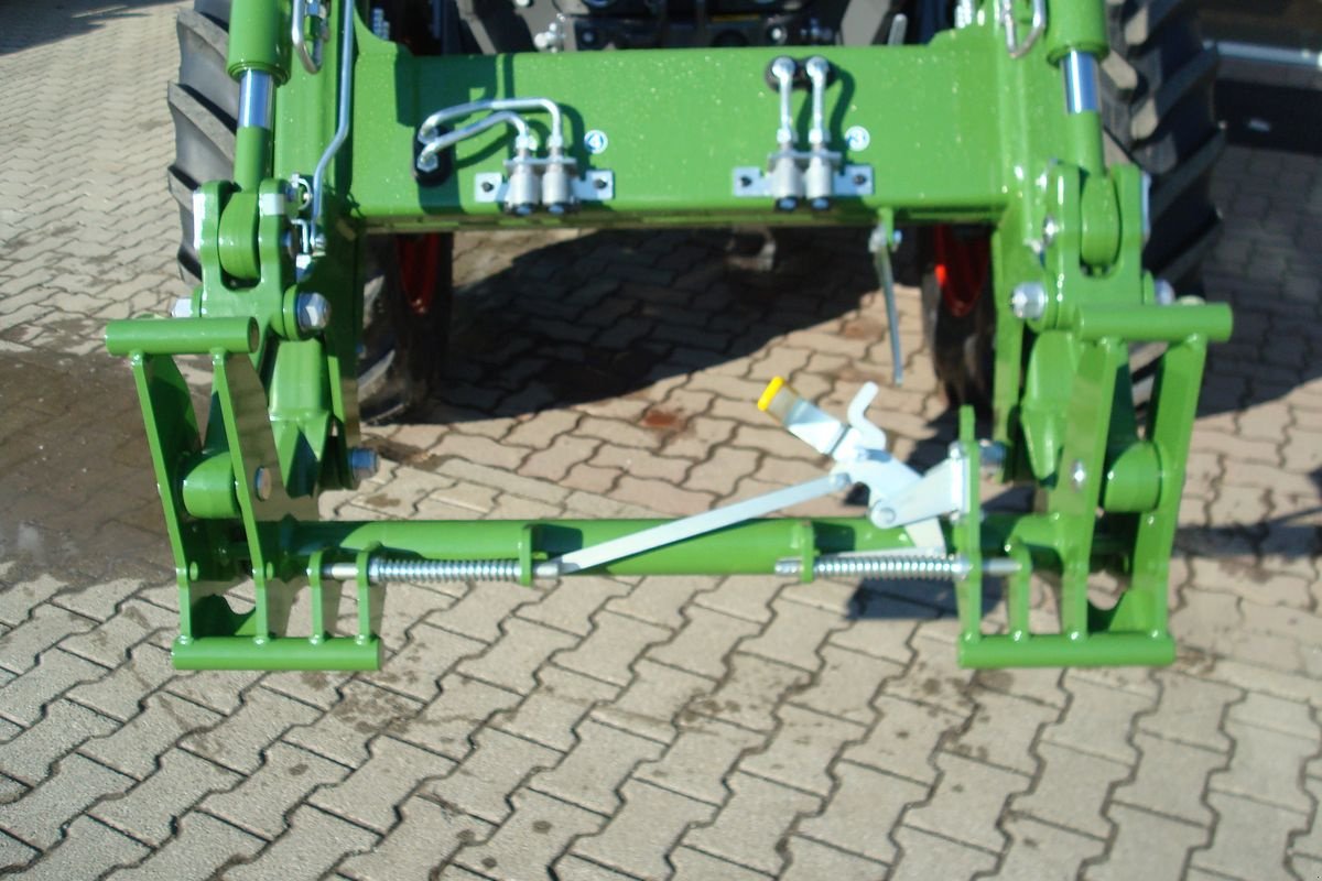 Traktor des Typs Fendt 210 Vario (FendtONE), Neumaschine in Judenburg (Bild 11)