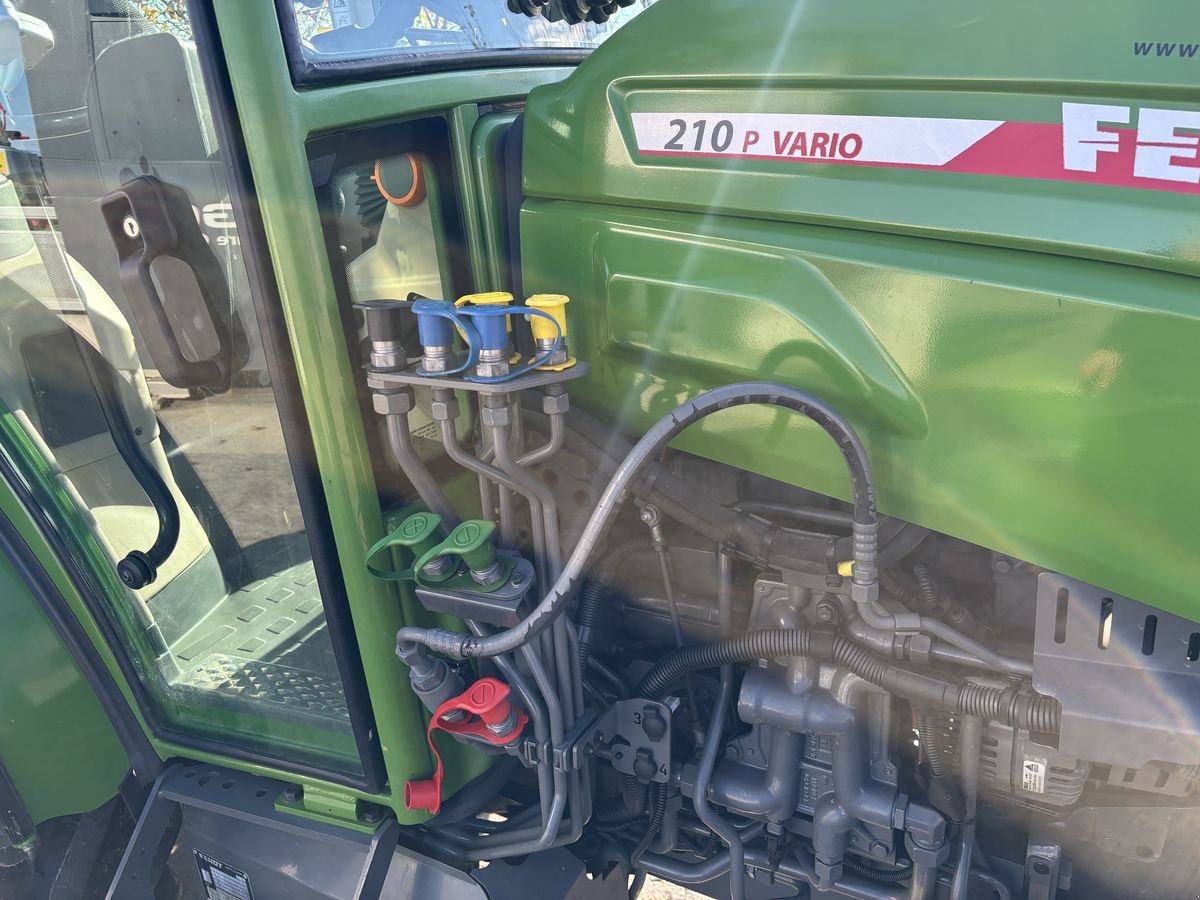 Traktor typu Fendt 210 Vario P (Gen2), Gebrauchtmaschine v Starrein (Obrázok 22)