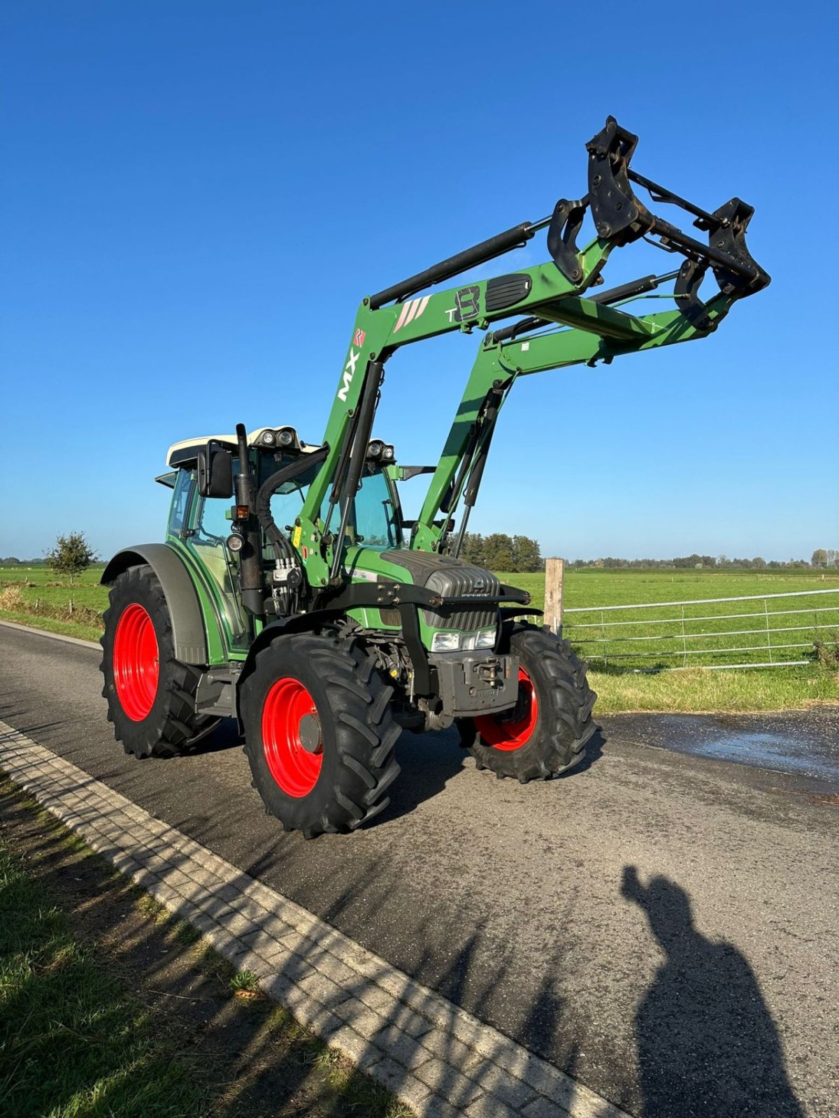 Traktor του τύπου Fendt 210 Vario TMS, Gebrauchtmaschine σε zwolle (Φωτογραφία 2)