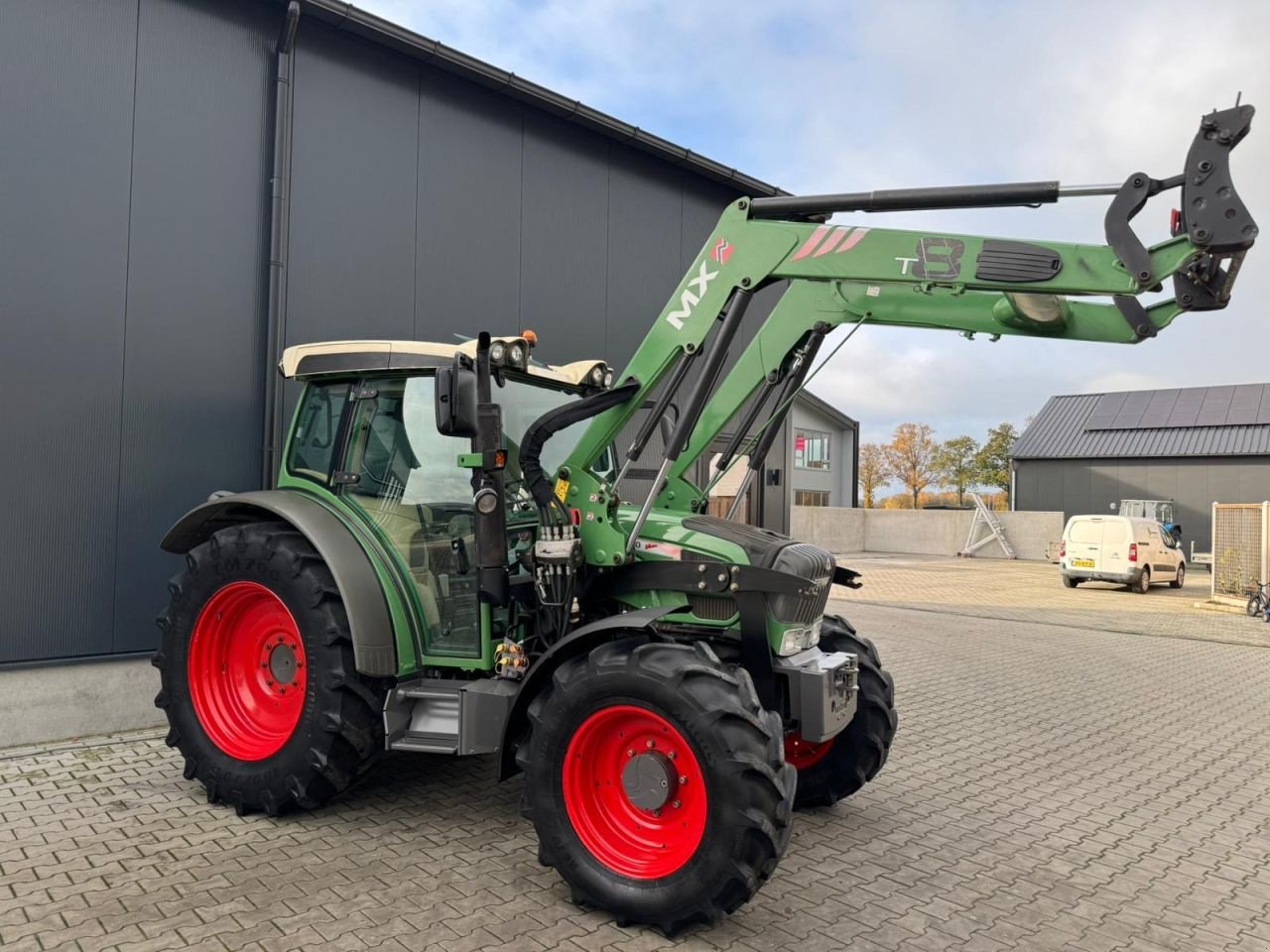 Traktor des Typs Fendt 210 Vario Tms, Gebrauchtmaschine in Daarle (Bild 4)