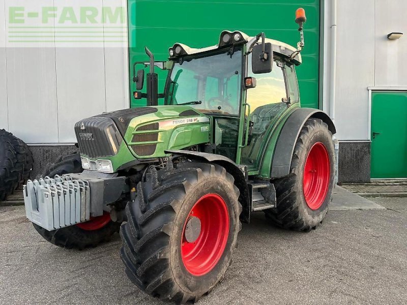 Traktor типа Fendt 210, Gebrauchtmaschine в gg VEGHEL (Фотография 1)