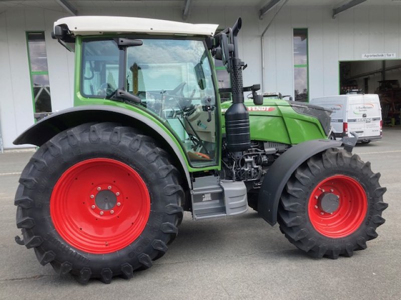 Traktor of the type Fendt 210S Vario Gen3 Profi Setting1, Neumaschine in Hofgeismar (Picture 2)