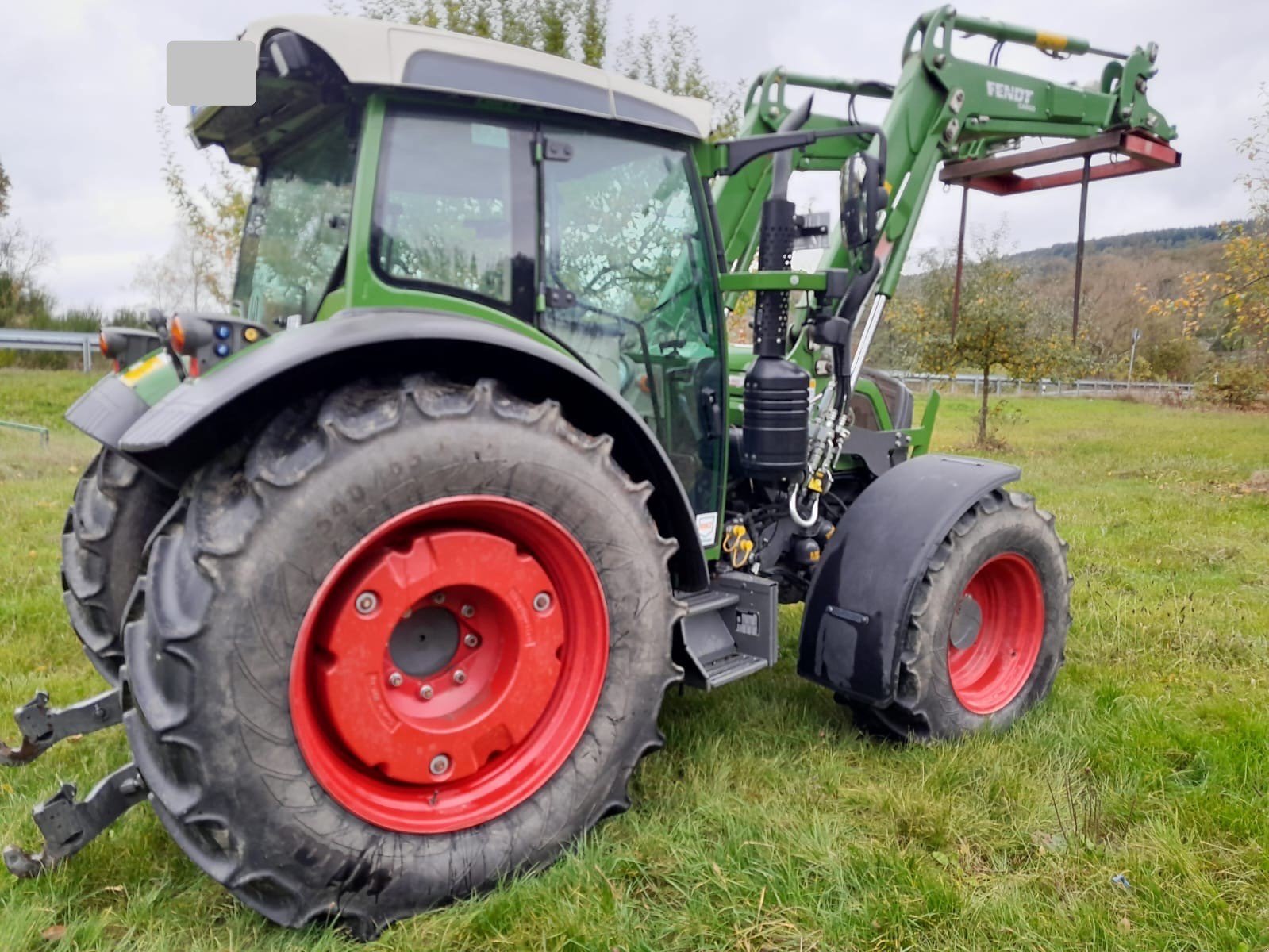 Traktor del tipo Fendt 210S Vario S3, Gebrauchtmaschine In Amöneburg-Roßdorf (Immagine 6)