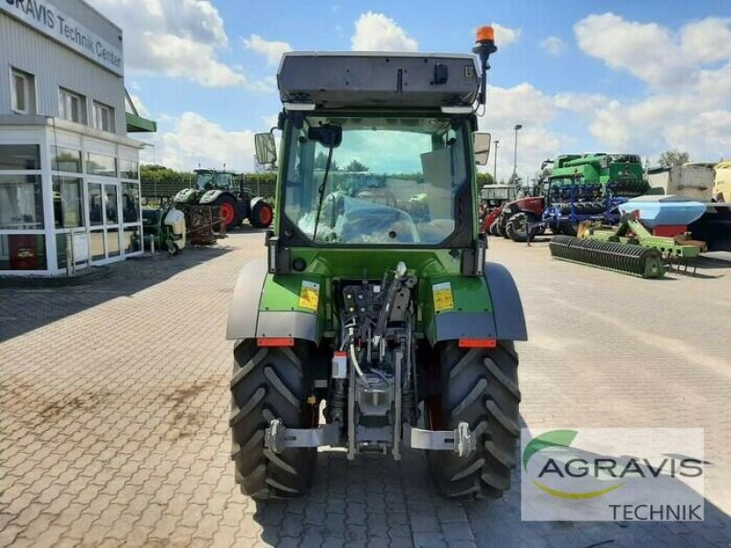 Traktor του τύπου Fendt 211 F VARIO GEN-3 POWER SET-2, Gebrauchtmaschine σε Calbe / Saale (Φωτογραφία 4)