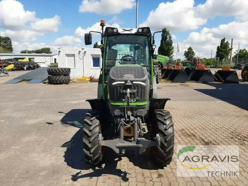 Traktor типа Fendt 211 F VARIO GEN-3 POWER SET-2, Gebrauchtmaschine в Calbe / Saale (Фотография 9)