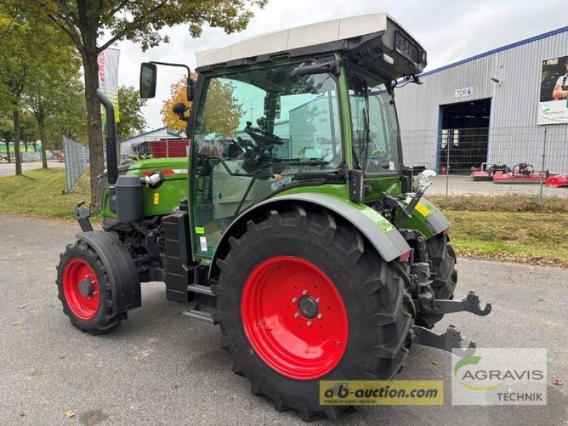 Traktor des Typs Fendt 211 P VARIO GEN-3 POWER SET-2, Gebrauchtmaschine in Meppen (Bild 4)