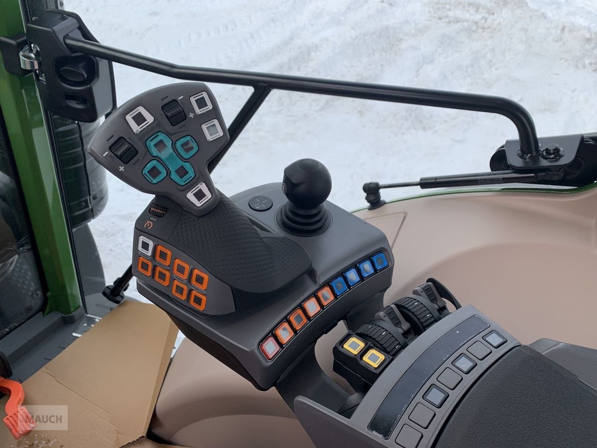 Traktor от тип Fendt 211 S Vario Gen3 Power Setting 2, Neumaschine в Eben (Снимка 12)