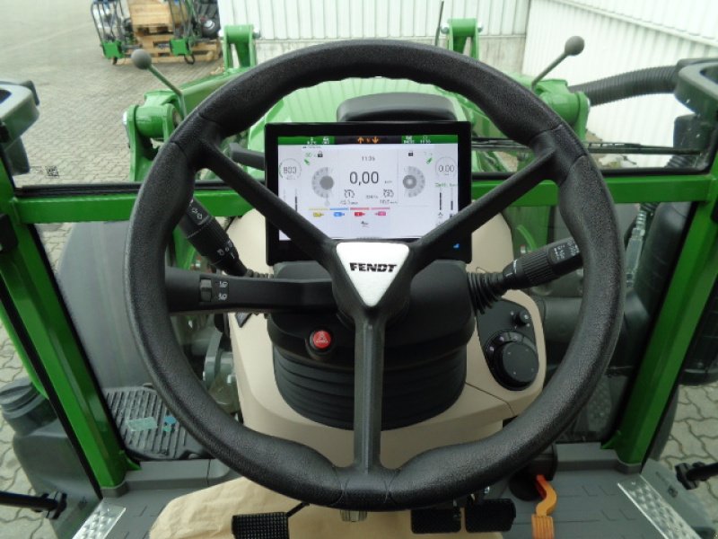 Traktor van het type Fendt 211 S Vario Gen3 Power, Gebrauchtmaschine in Holle- Grasdorf (Foto 20)