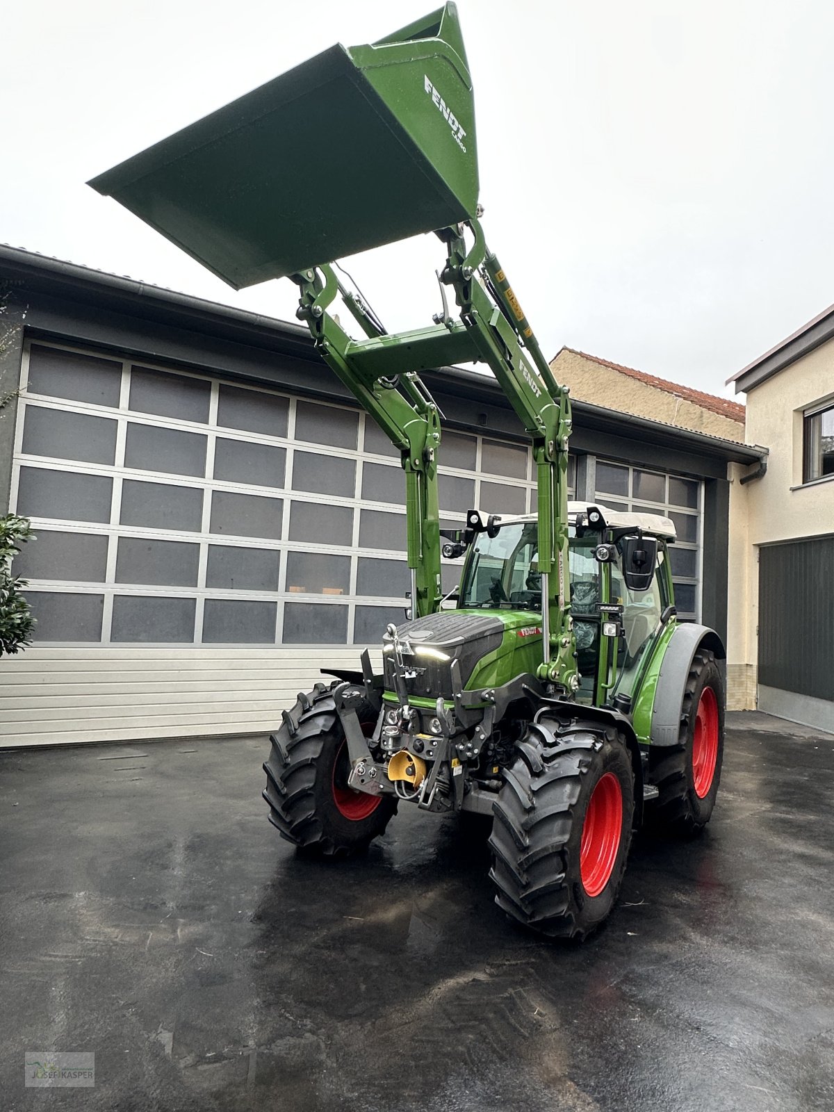 Traktor van het type Fendt 211 S Vario Gen3 Profi Plus, Gebrauchtmaschine in Alitzheim (Foto 2)