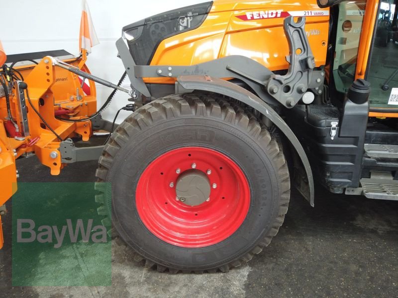 Traktor van het type Fendt 211 S VARIO GEN3 PROFI, Gebrauchtmaschine in Erbach (Foto 9)