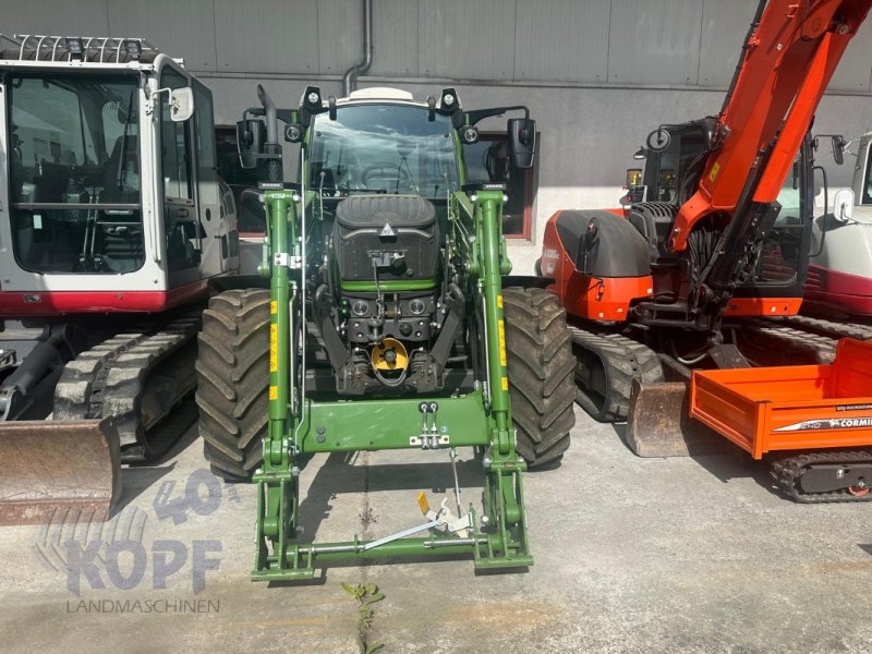 Traktor tipa Fendt 211 S Vario Gen3, Neumaschine u Schutterzell