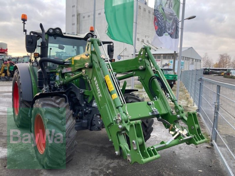 Traktor van het type Fendt 211 S VARIO S3, Gebrauchtmaschine in Wurzen (Foto 3)