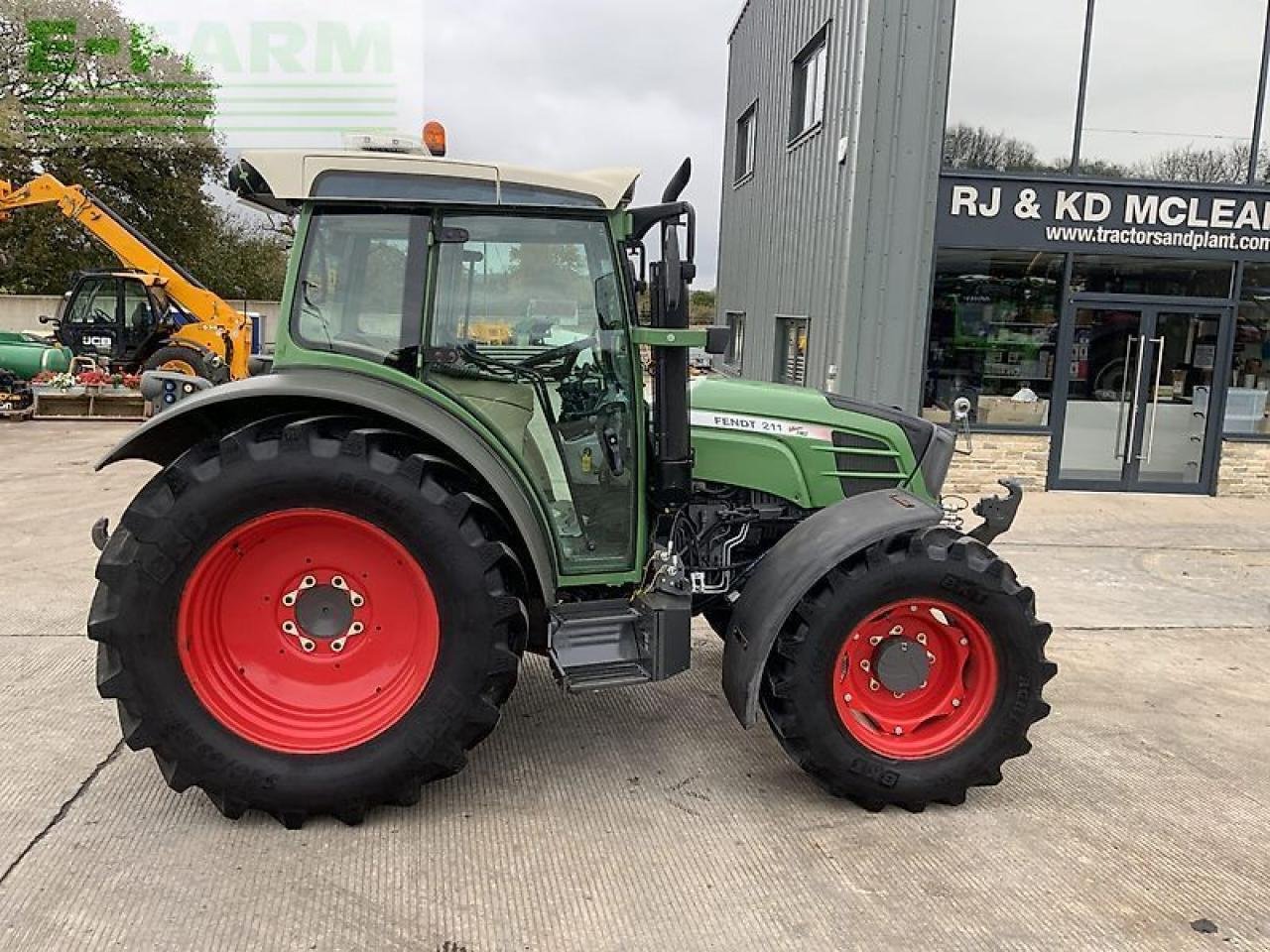 Traktor van het type Fendt 211 tractor (st21261), Gebrauchtmaschine in SHAFTESBURY (Foto 10)