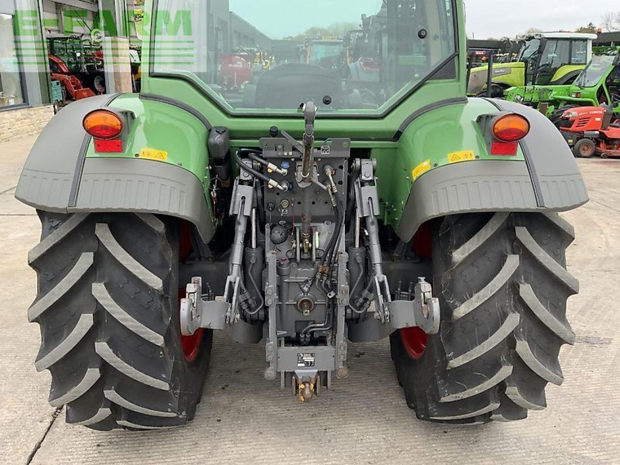 Traktor of the type Fendt 211 tractor (st21261), Gebrauchtmaschine in SHAFTESBURY (Picture 20)