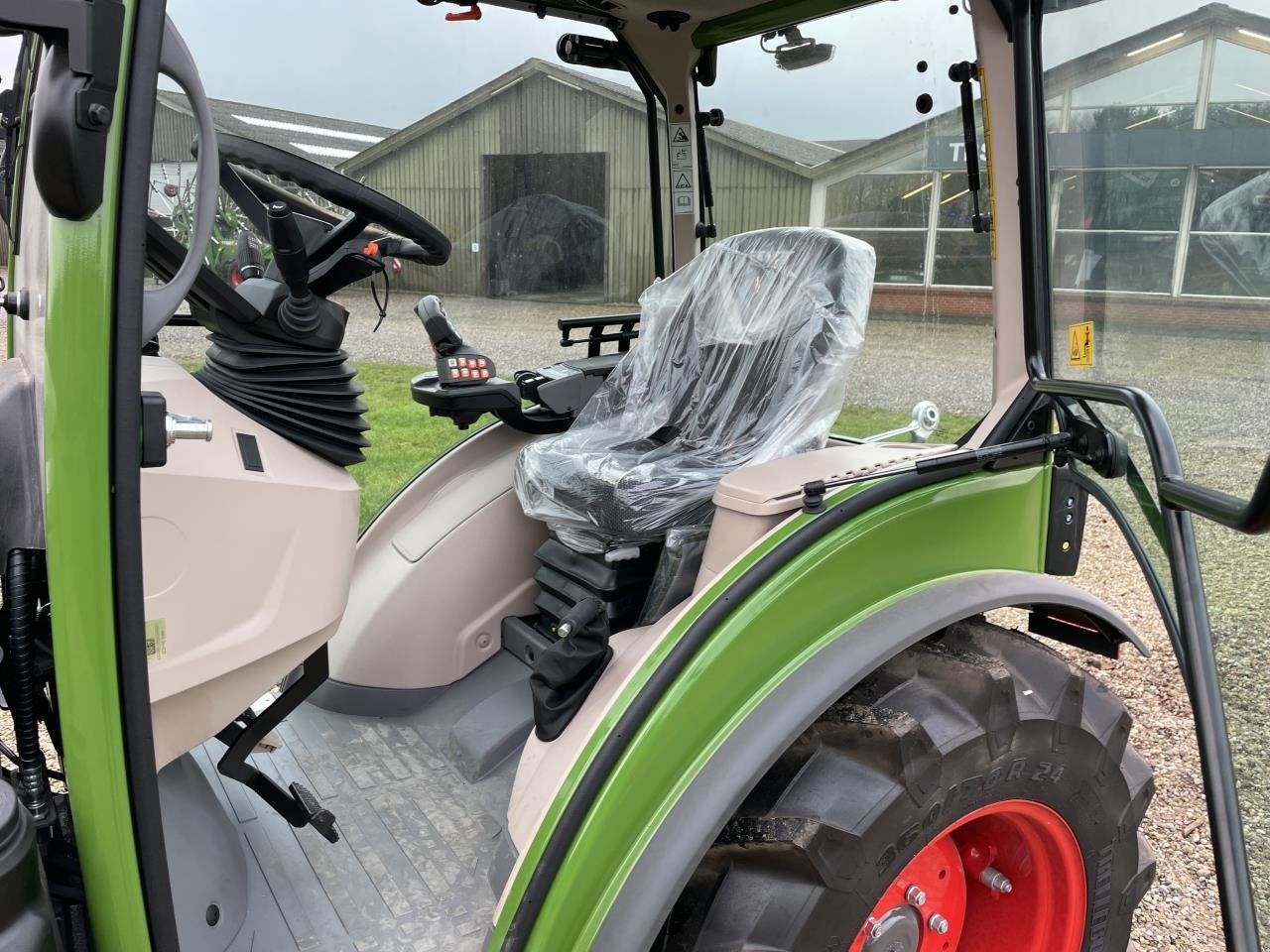 Traktor a típus Fendt 211 V VARIO GEN 3, Gebrauchtmaschine ekkor: Suldrup (Kép 6)