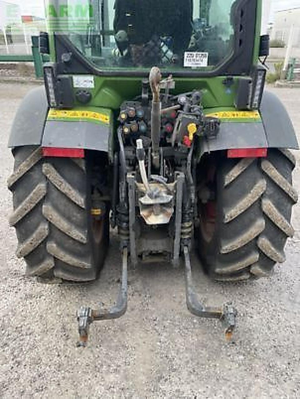 Traktor typu Fendt 211 v, Gebrauchtmaschine v MONFERRAN (Obrázok 10)