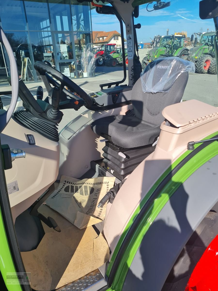 Traktor του τύπου Fendt 211 Vario F (Gen2), Neumaschine σε Gerasdorf (Φωτογραφία 9)