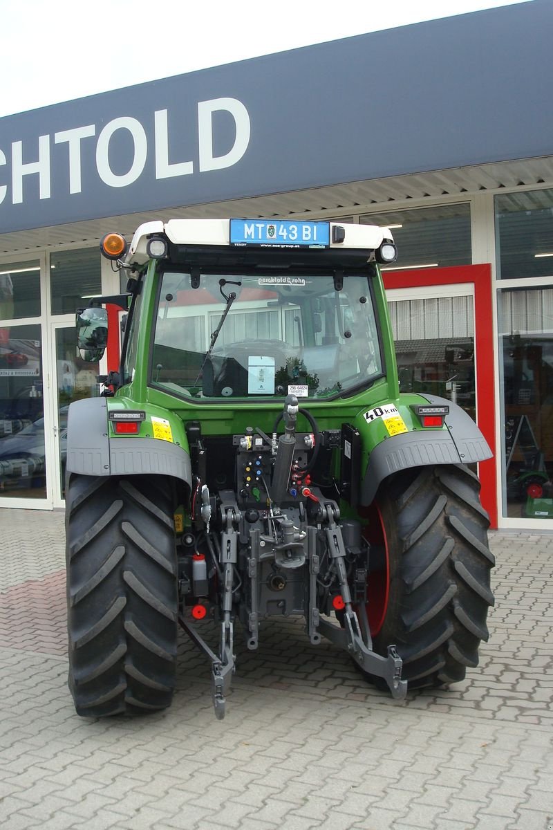 Traktor of the type Fendt 211 Vario (FendtONE), Vorführmaschine in Judenburg (Picture 15)