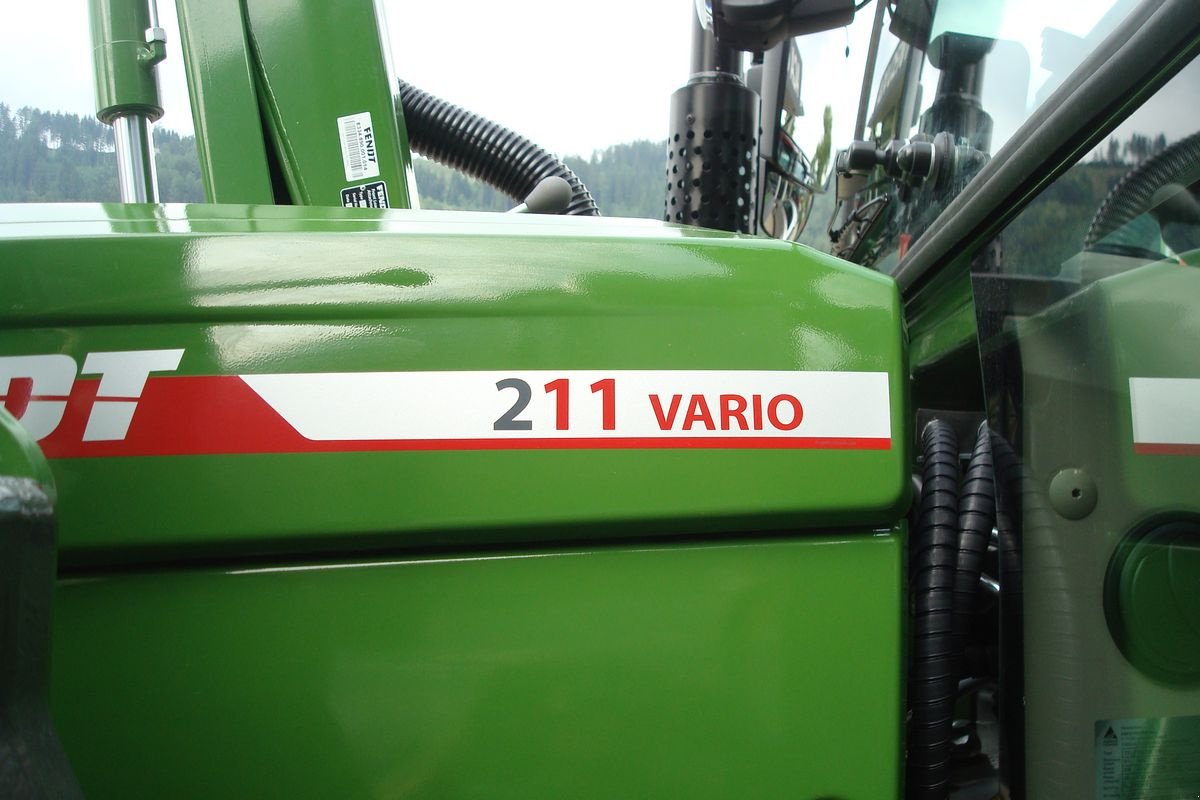Traktor типа Fendt 211 Vario (FendtONE), Vorführmaschine в Judenburg (Фотография 13)
