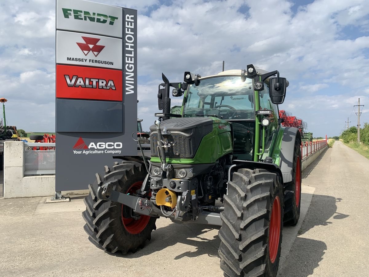 Traktor des Typs Fendt 211 Vario (FendtONE), Vorführmaschine in Starrein (Bild 1)