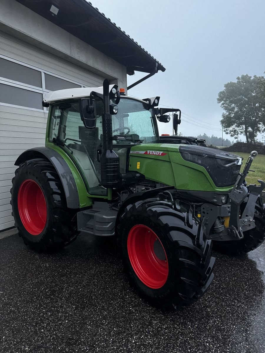 Traktor des Typs Fendt 211 Vario (FendtONE), Gebrauchtmaschine in Traberg (Bild 2)