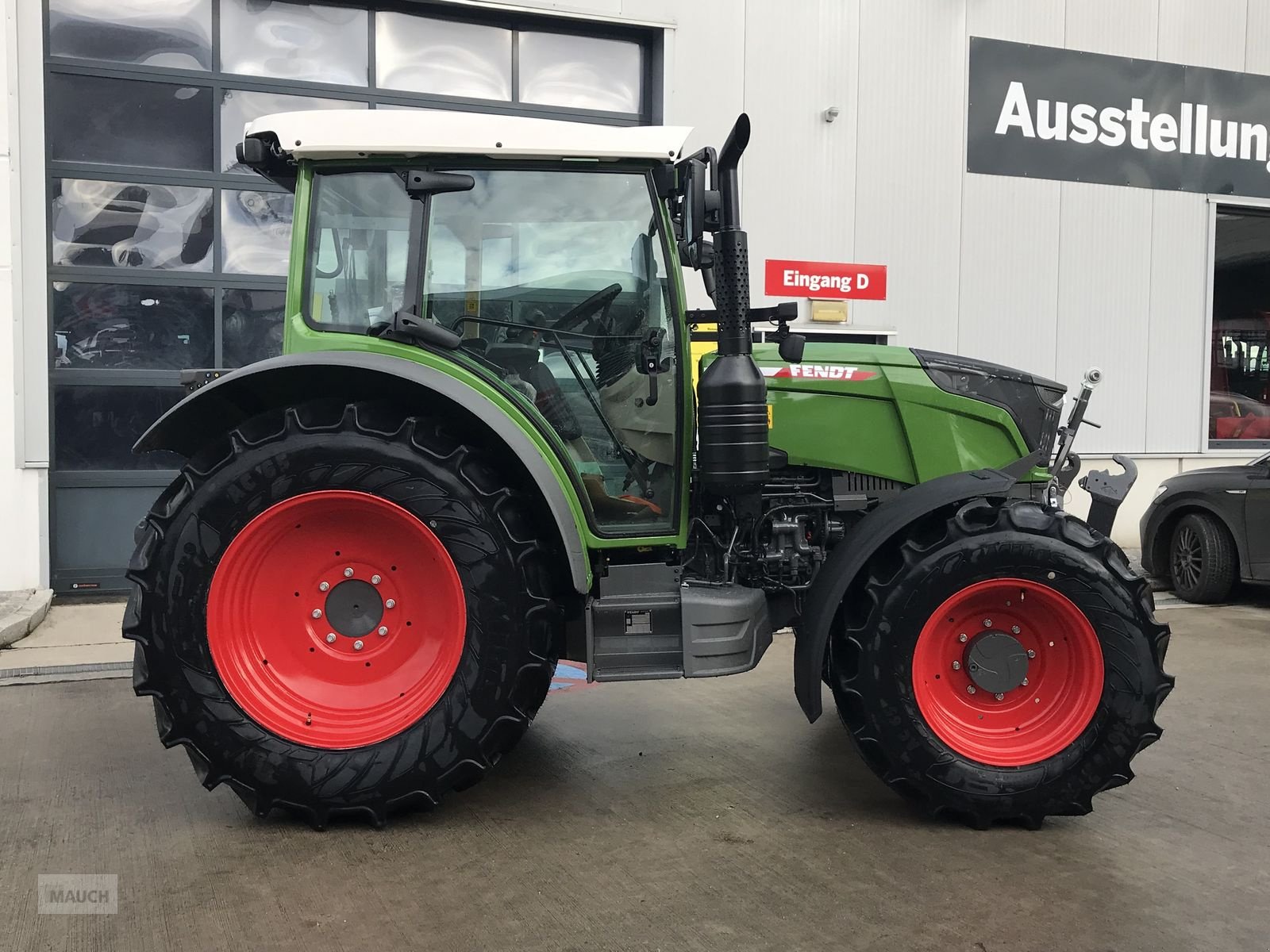 Traktor des Typs Fendt 211 Vario (Gen3), Neumaschine in Burgkirchen (Bild 10)