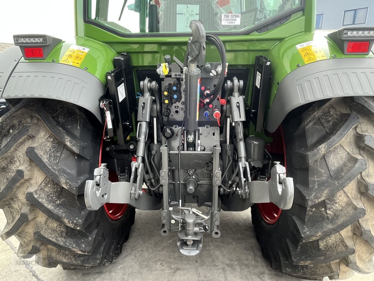 Traktor du type Fendt 211 Vario (Gen3), Neumaschine en Burgkirchen (Photo 9)