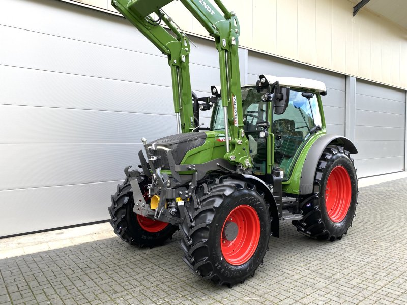 Traktor des Typs Fendt 211 Vario Gen.3 PROFI+ Setting2 inkl. Frontlader Cargo 3X65 (GPS ready), Gebrauchtmaschine in Weigendorf (Bild 1)