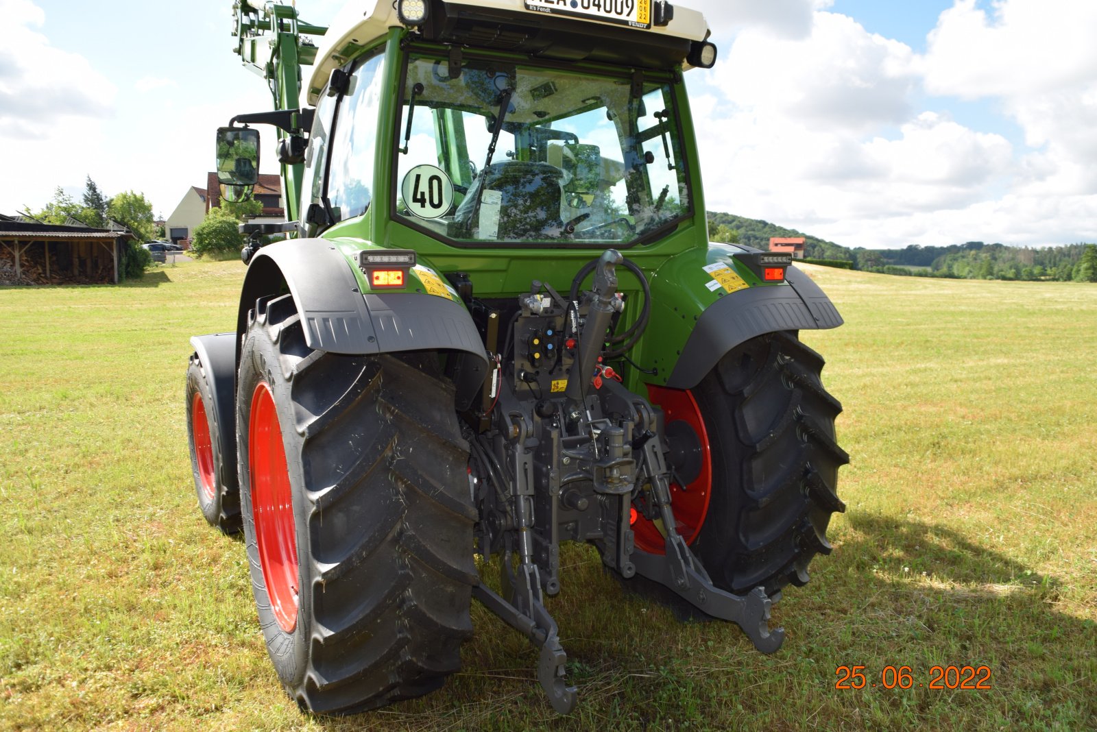 Traktor typu Fendt 211 Vario mit Frontlader Neumaschine, Neumaschine w Dietersheim (Zdjęcie 2)