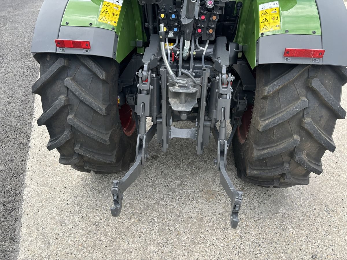 Traktor des Typs Fendt 211 Vario P FendtONE, Vorführmaschine in Starrein (Bild 17)