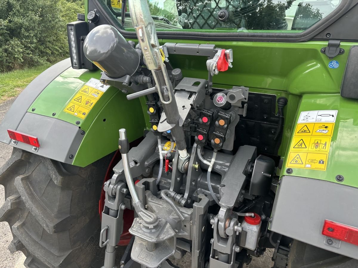 Traktor del tipo Fendt 211 Vario P (Gen3), Vorführmaschine en Starrein (Imagen 16)