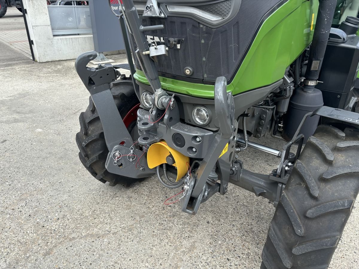 Traktor des Typs Fendt 211 Vario P (Gen3), Vorführmaschine in Starrein (Bild 12)