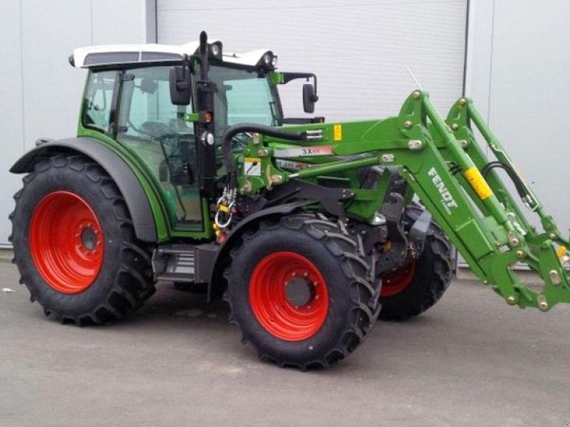 Traktor van het type Fendt 211 Vario Power, Gebrauchtmaschine in Wald (Foto 1)