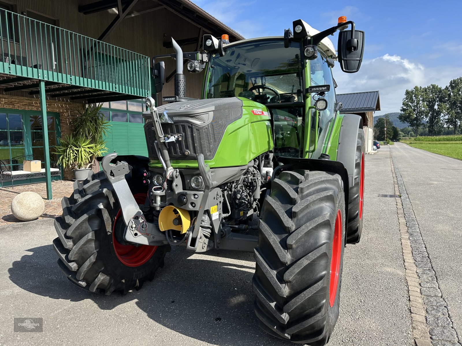 Traktor a típus Fendt 211 vario Profi Garantie bis 2026, Gebrauchtmaschine ekkor: Rankweil (Kép 4)