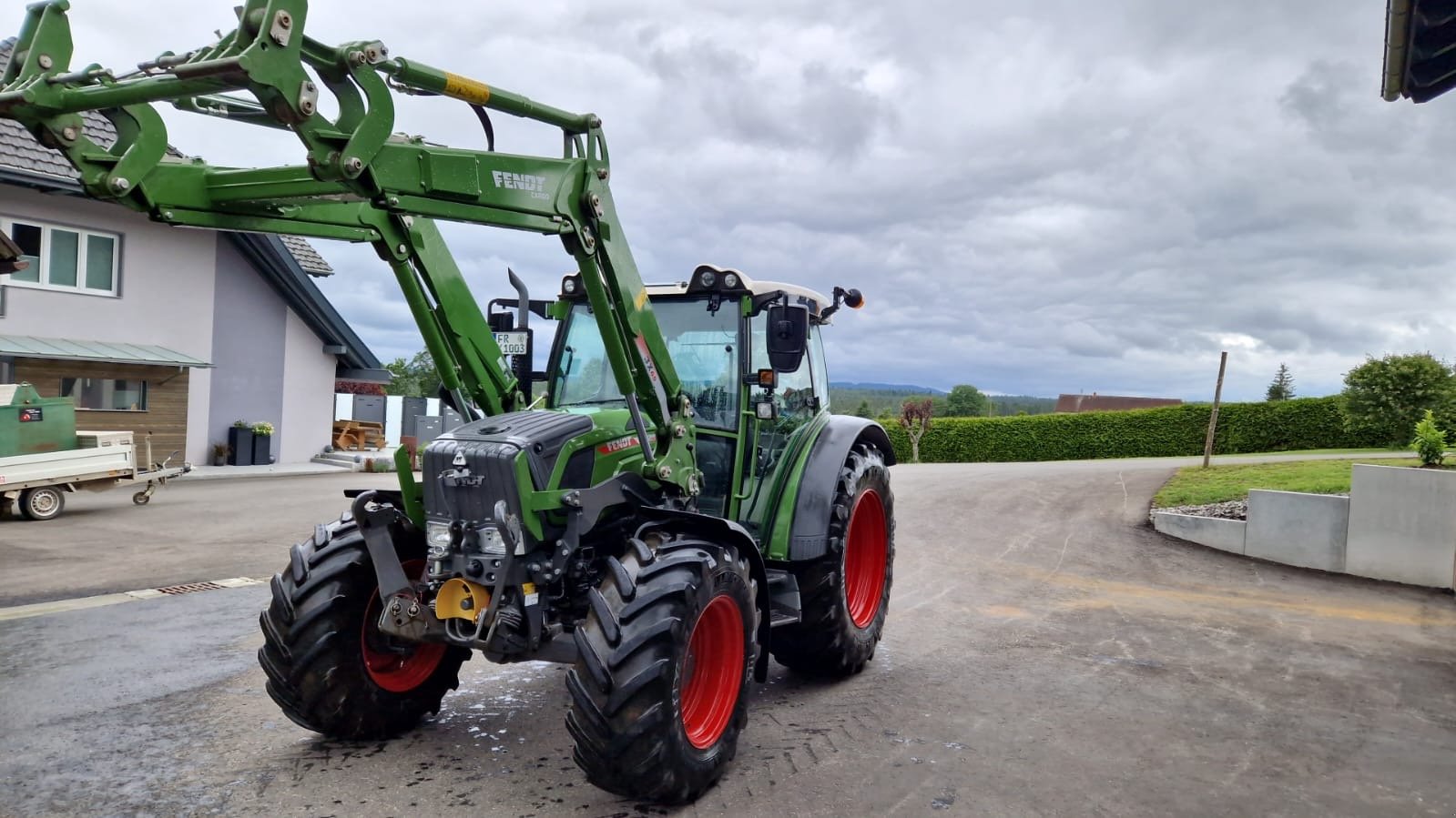 Traktor Türe ait Fendt 211 Vario Profi, Gebrauchtmaschine içinde Donaueschingen (resim 2)