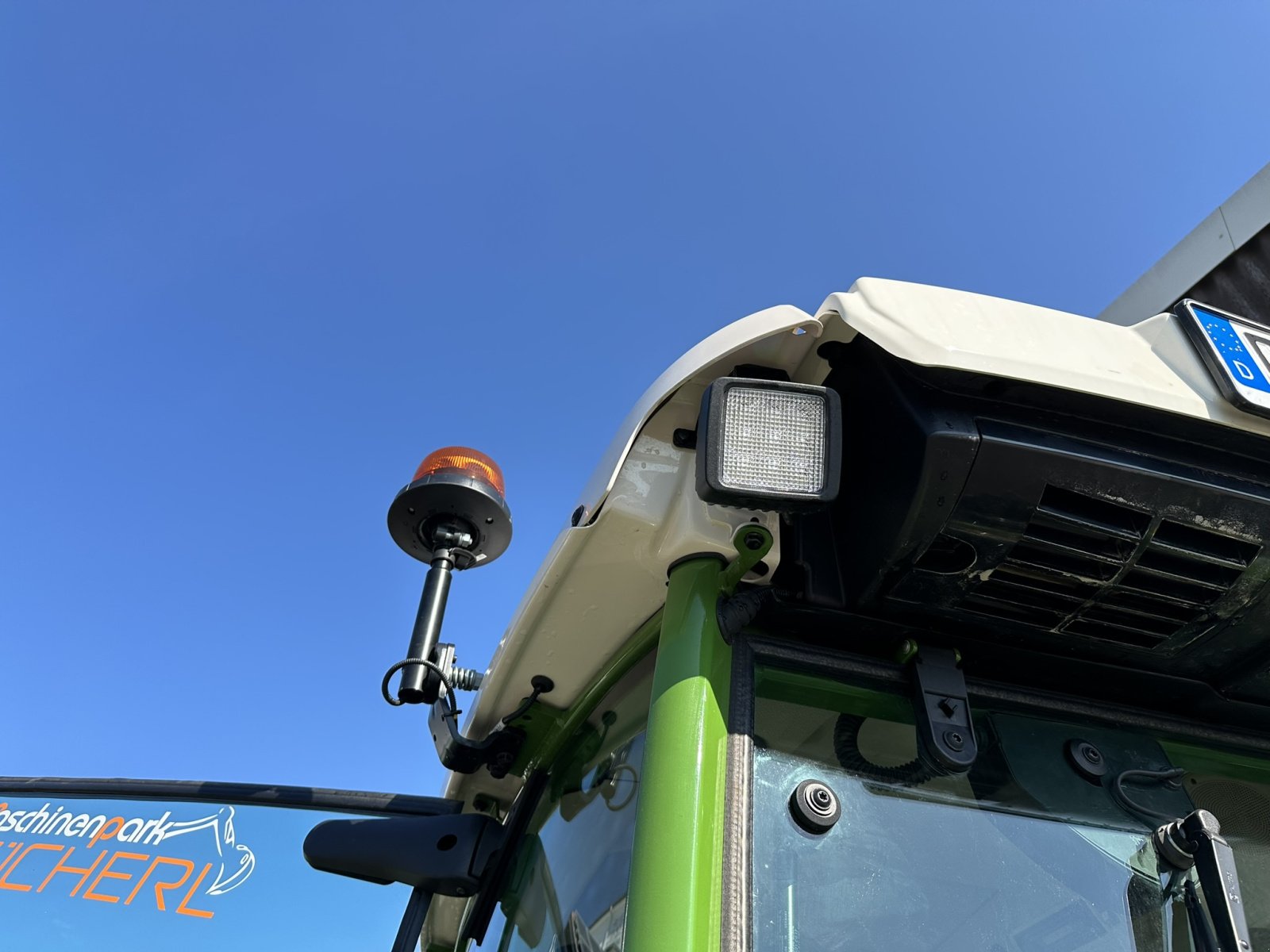 Traktor a típus Fendt 211 Vario Profi, Gebrauchtmaschine ekkor: Rötz (Kép 13)