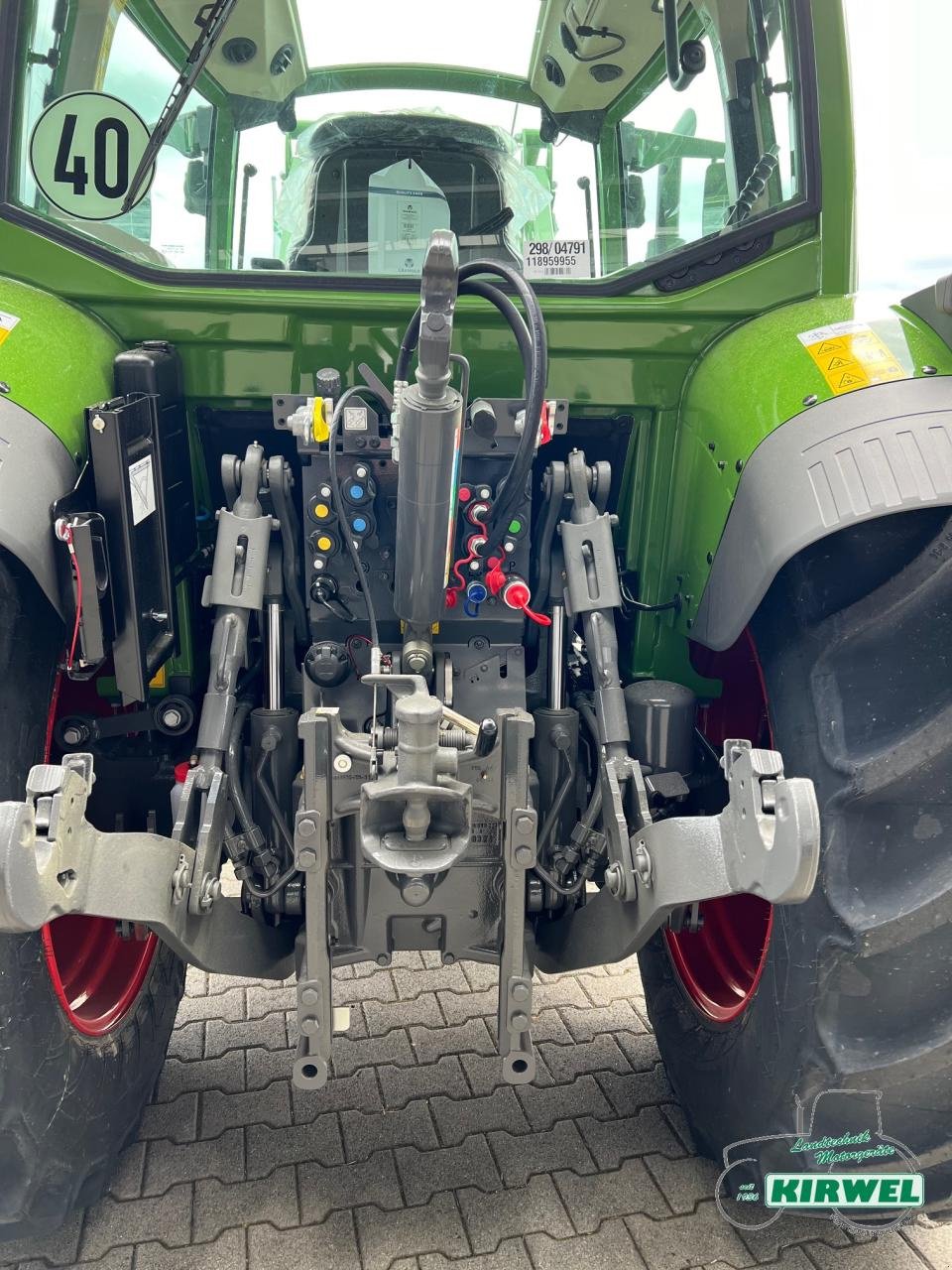 Traktor van het type Fendt 211 Vario S Gen3, Neumaschine in Blankenheim (Foto 11)