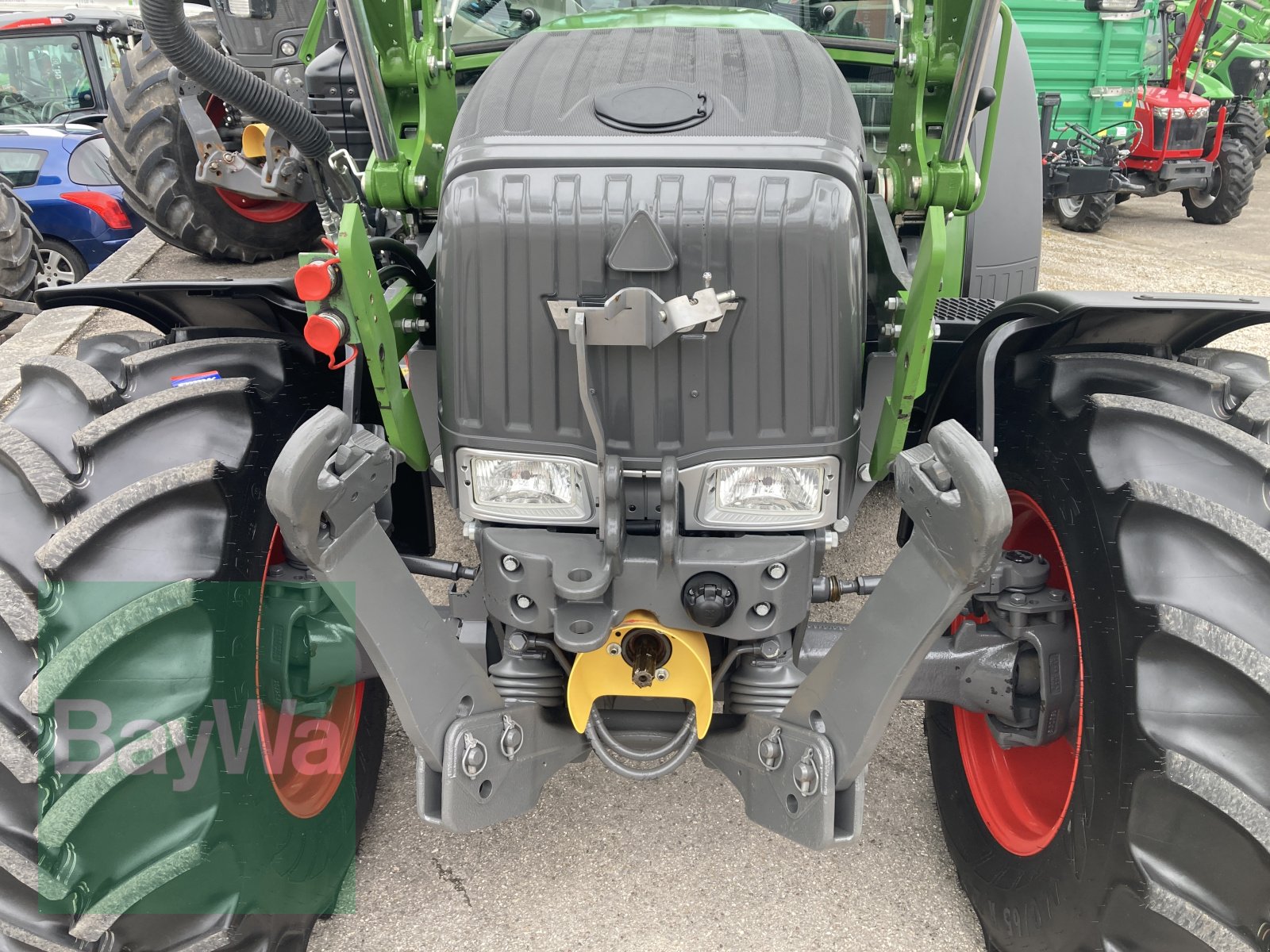 Traktor des Typs Fendt 211 Vario S3 + Cargo 3X65, Gebrauchtmaschine in Dinkelsbühl (Bild 3)