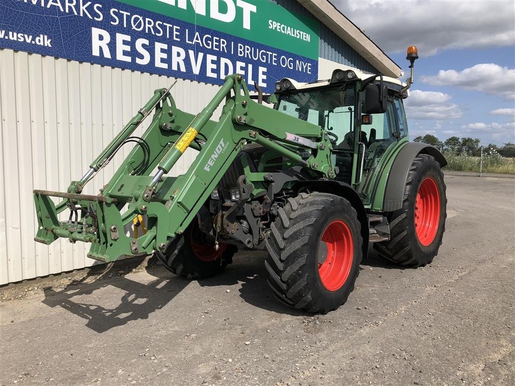 Traktor of the type Fendt 211 Vario TMS. Frontlæsser + Front PTO, Gebrauchtmaschine in Rødekro (Picture 2)