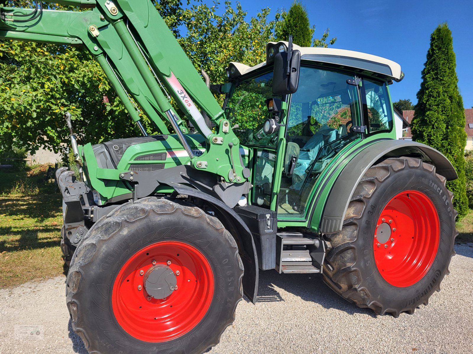 Traktor του τύπου Fendt 211 Vario TMS, Gebrauchtmaschine σε Bühlerzell (Φωτογραφία 1)