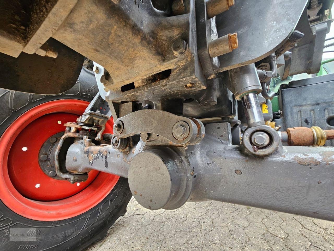 Traktor van het type Fendt 211 Vario TMS, Gebrauchtmaschine in Prenzlau (Foto 8)